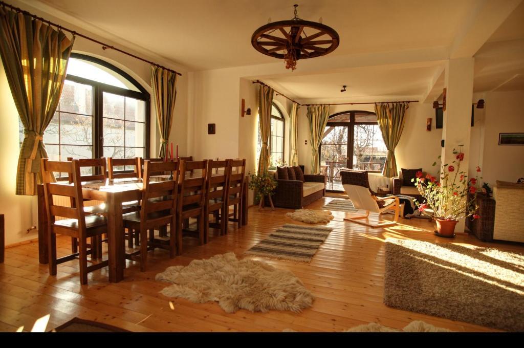 Casa Mosului - Transfagarasan Bed & Breakfast Cîrţişoara Εξωτερικό φωτογραφία